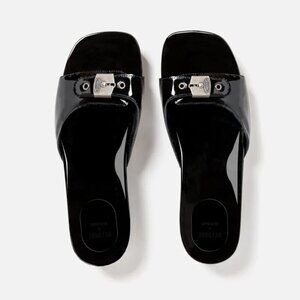 COPY - Dr. Scholl's RE/DONE Lacquer Black NIB